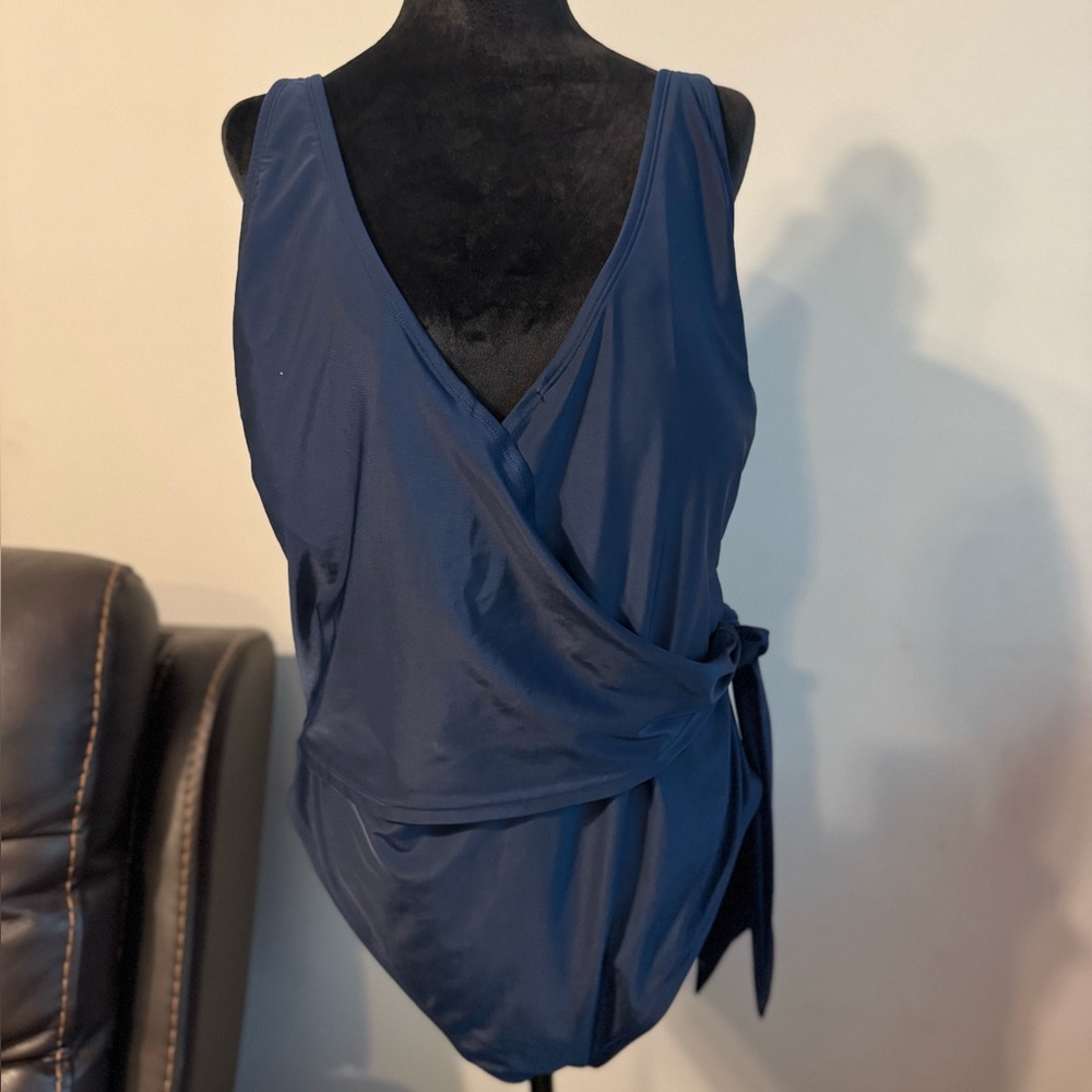 Members Mark one piece bathing suit. Navy. NWOT. Only tried on.